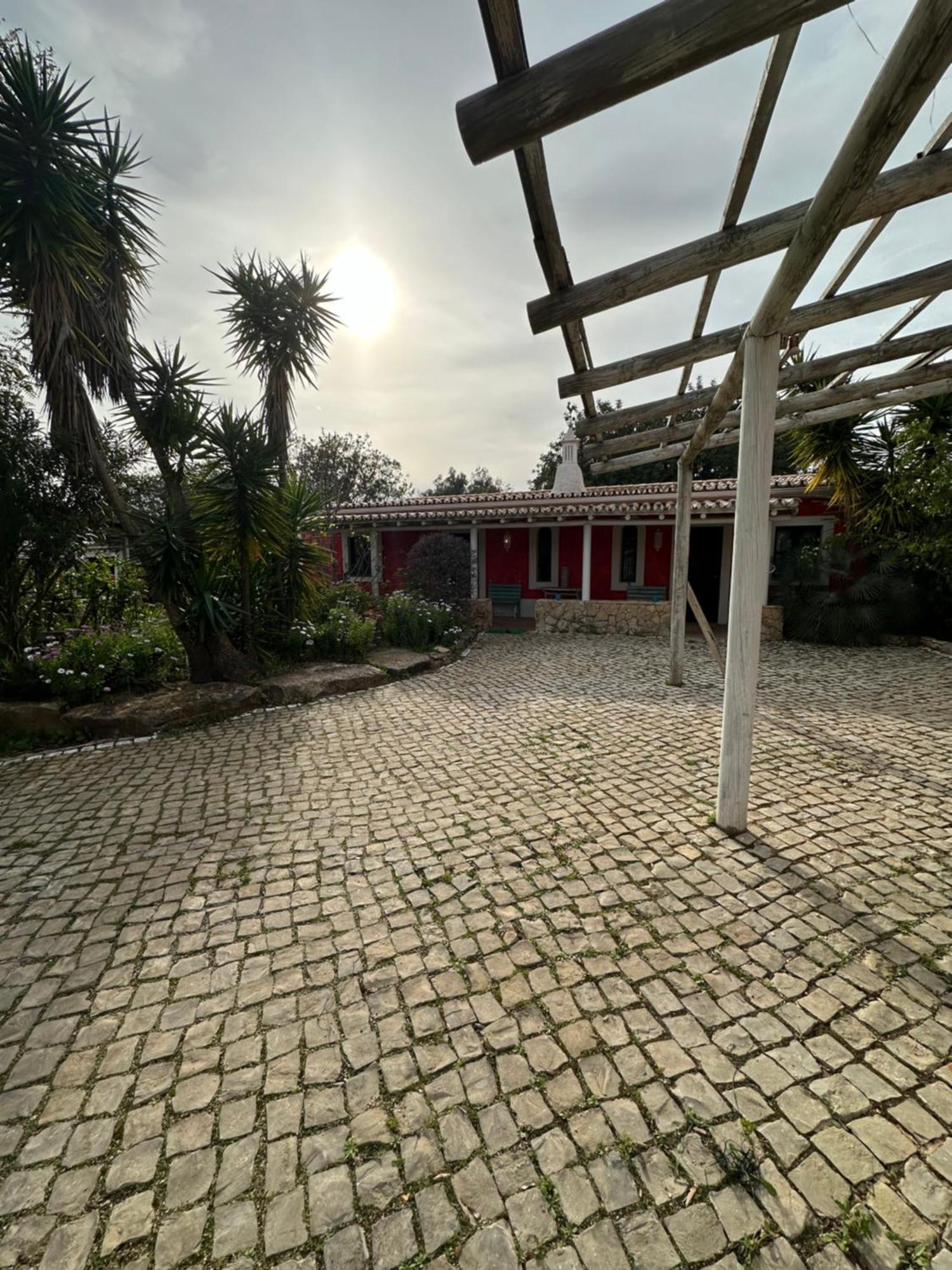 ホテル Nuriah Boutique House ボリケイメ エクステリア 写真